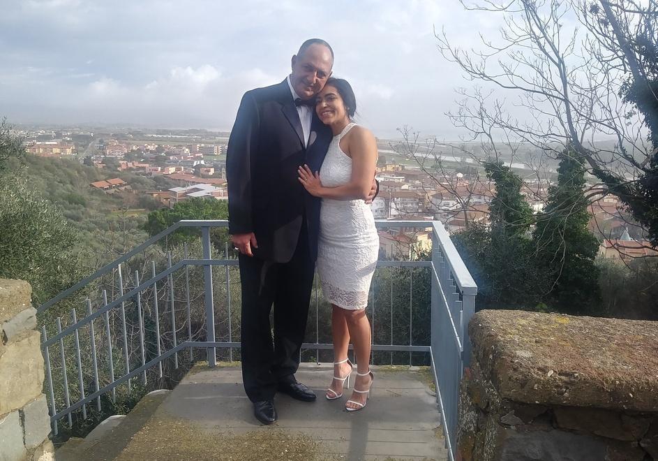 L’allenatore di baseball torna nel borgo e sposa la bella Rosmary