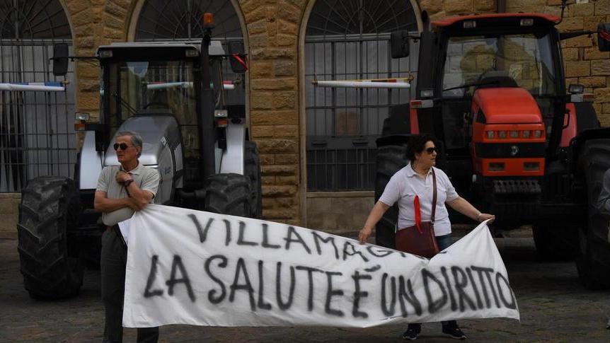 Cade e si rompe la milza, operata e salvata a Volterra