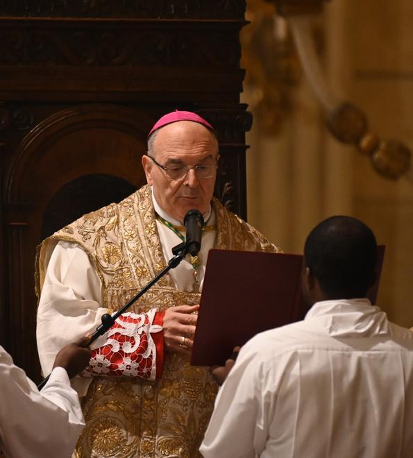 Reggio Emilia, la lettera del vescovo Camisasca: «La Chiesa è fatta di peccatori talvolta peggiori di altri uomini» 