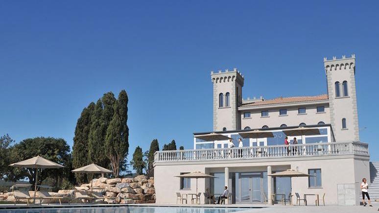 Castello di Bonaria, ristrutturazione finita per il quattro stelle
