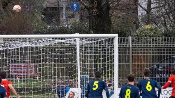 Il Grifone festeggia il Natale al 2° posto Peccato per il rigore fallito da Cretella