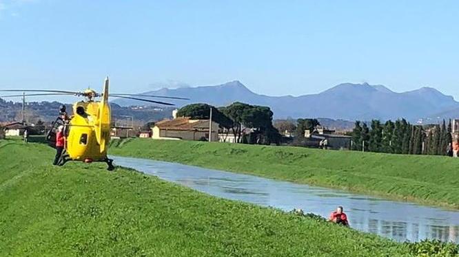 Tutti in silenzio col fiato sospeso in attesa che quel piccolo cuore tornasse a battere