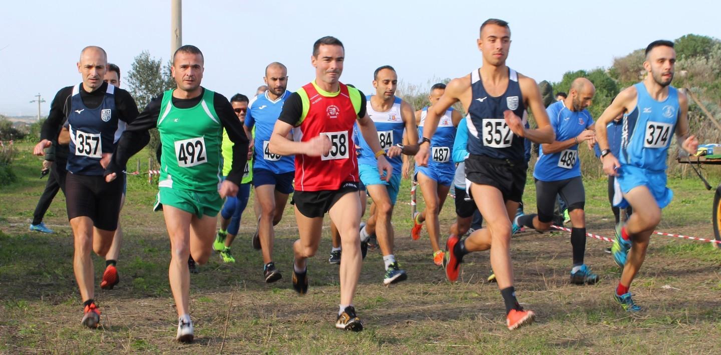 L’atletica leggera si copre è tempo di cross e indoor 