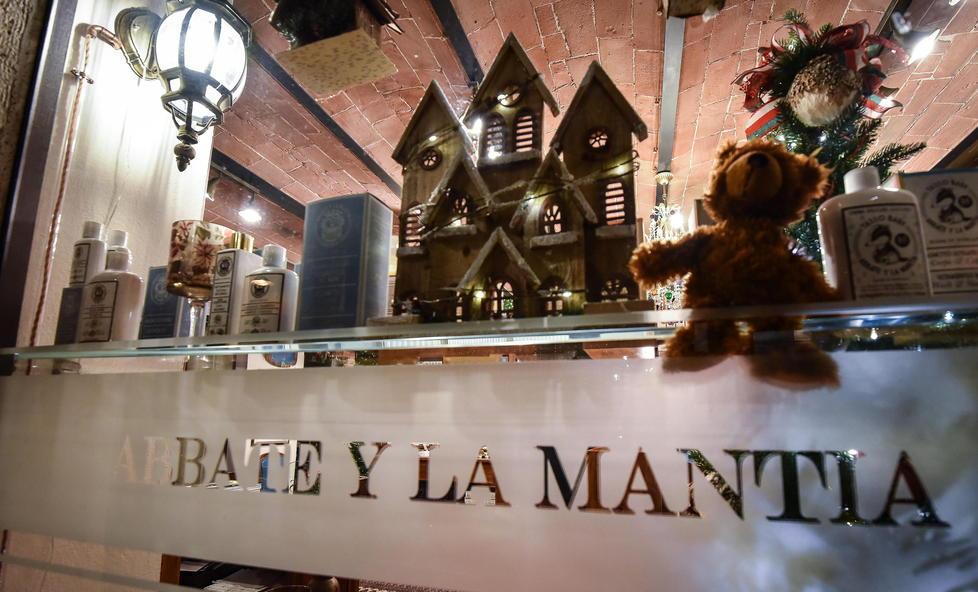 Globale e locale: dalla Rete alla “bottega” in centro storico