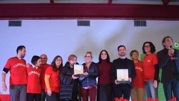 Cavaliere d’Italia ai re del bignè e l’Anguilla d’oro va al pianista