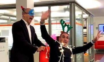 Tecnosistemi: gli auguri arrivano grazie a un visore “magico”