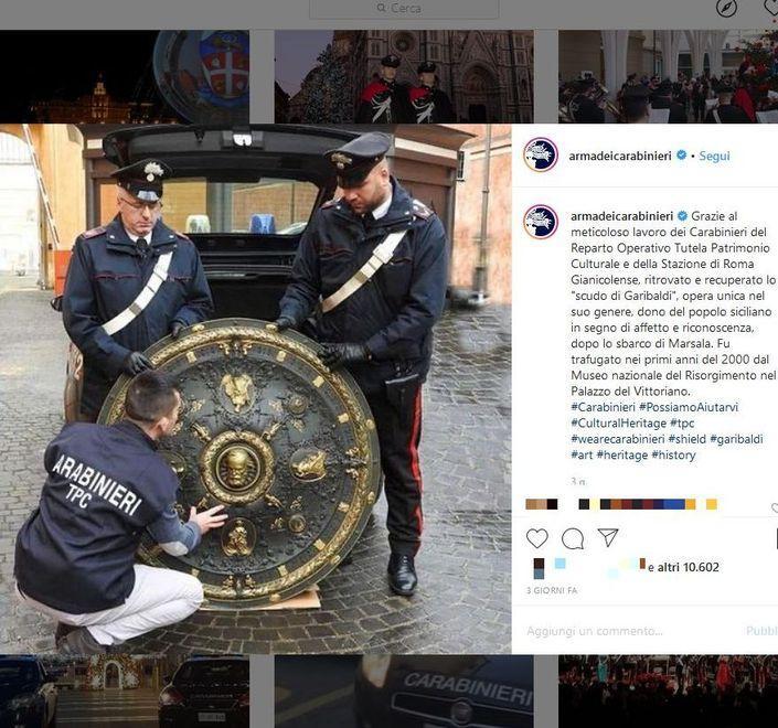 Insulta più volte i militari su Instagram Denunciato un “odiatore” adolescente