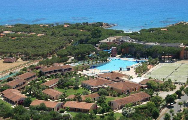 Orosei, l’hotel degli svizzeri passa in mani sarde: in campo i fratelli Loi 