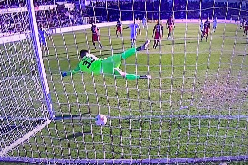 La foto del gol non concesso agli azzurri postata su Facebook dall'Empoli