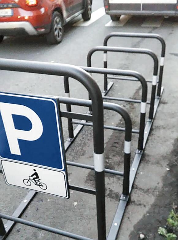75 nuove rastrelliere per 730 posti-bici e continua la lotta alle soste irregolari 