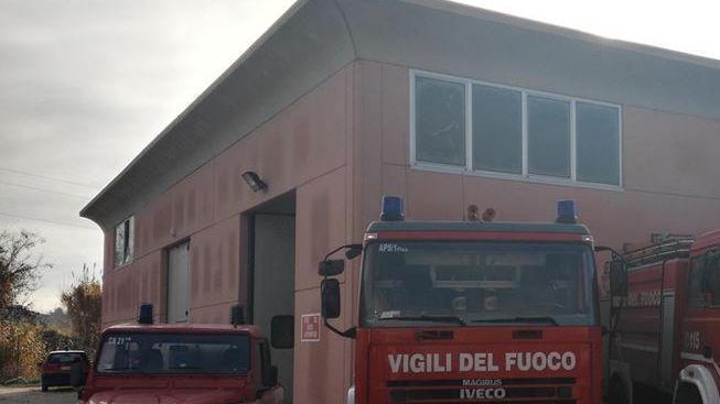 I pompieri volontari restano a piedi: mezzi bocciati, distaccamenti chiusi