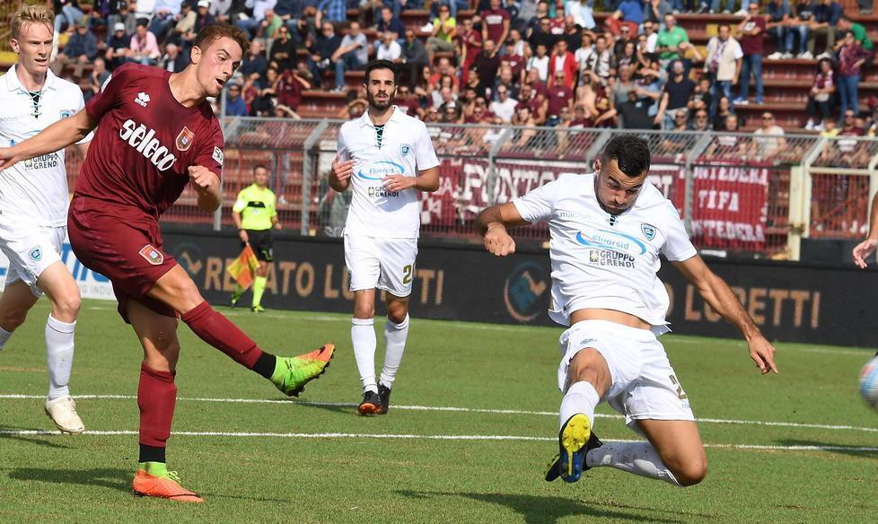 Pontedera: oggi il ritorno in campo, ma Calcagni è sempre più vicino ai saluti