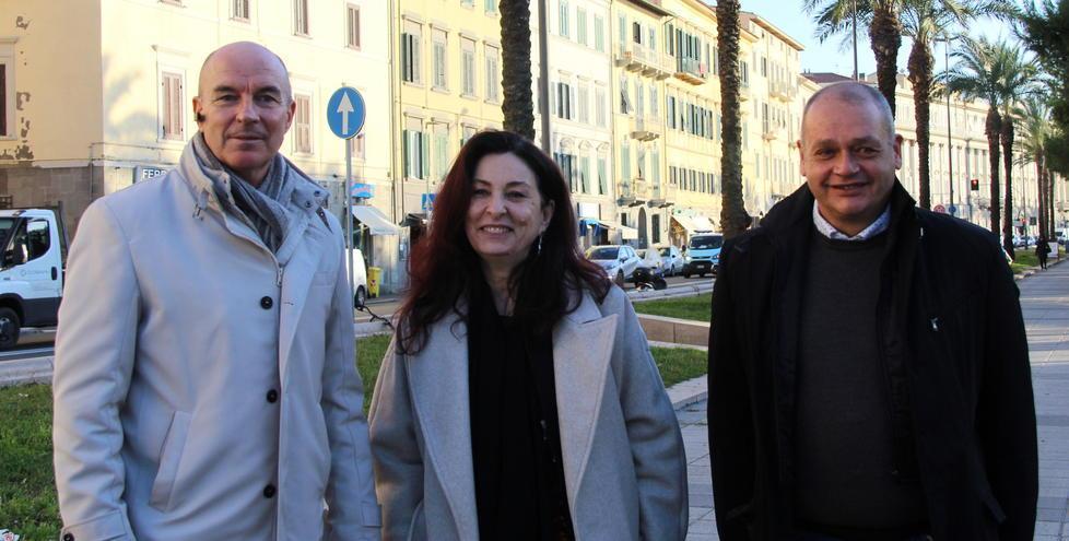 Il sindaco Salvetti, l'assessora Viviani e il dirigente Mirco Branchetti (Foschi/Pentafoto)