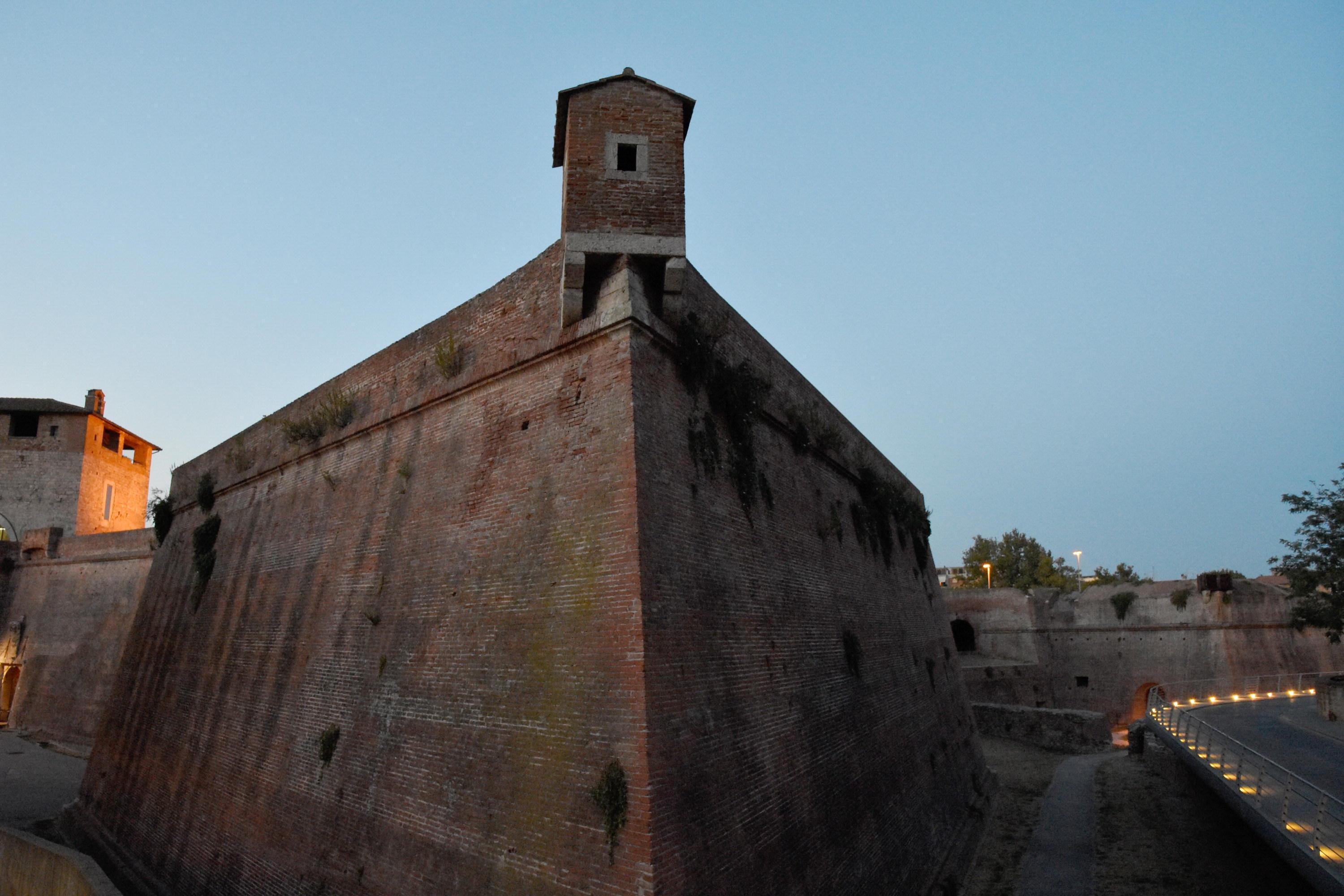 Le Mura di Grosseto (foto Bf)