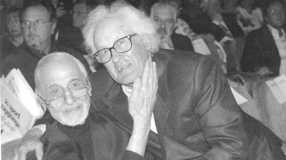 Francesco Bergamini (a sinistra) insieme ad Arnaldo Galli: due "monumenti" di Viareggio che non ci sono più