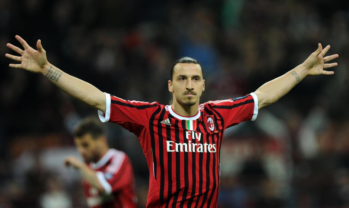 Ibra è rossonero: «Cambieremo la stagione»