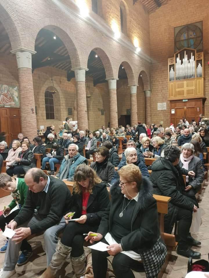 Maxitombolata in chiesa per salvare il tetto 