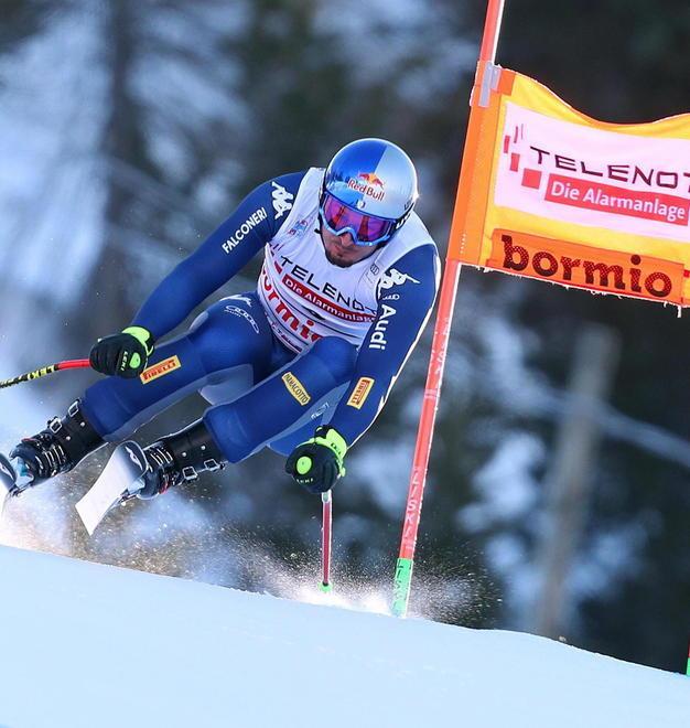L’Italia sugli sci sa solo vincere: trionfo Paris Doppietta a Bormio, ora è leader di Coppa 
