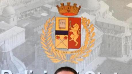 Funzionario di polizia troppo amico del prete accusato di violenze