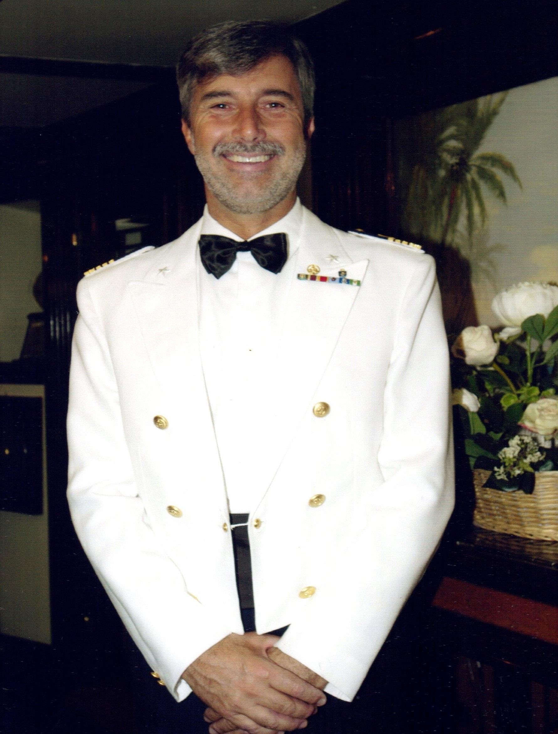 Si è spento a 63 anni l'ex comandante del Vespucci Francesco Bottoni 