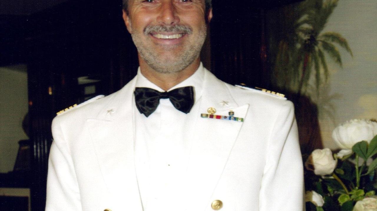 Si è spento a 63 anni l'ex comandante del Vespucci Francesco Bottoni