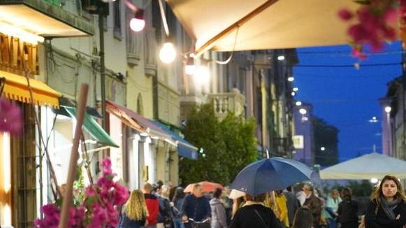 Corso Matteotti, “cuore” commerciale di Pontedera