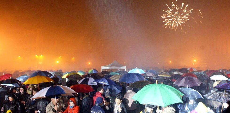 Capodanno in piazza della Repubblica via le auto e chiuso un tratto di via Grande 
