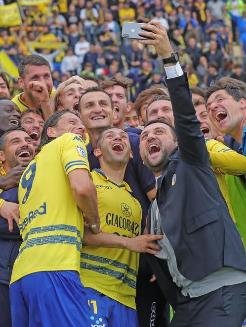 Quell’incrollabile passione per il Modena dei tifosi canarini. E il botteghino sorride 