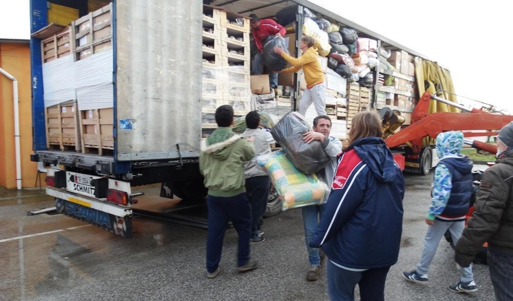 Da Ozieri coperte e pane carasau per i terremotati albanesi 