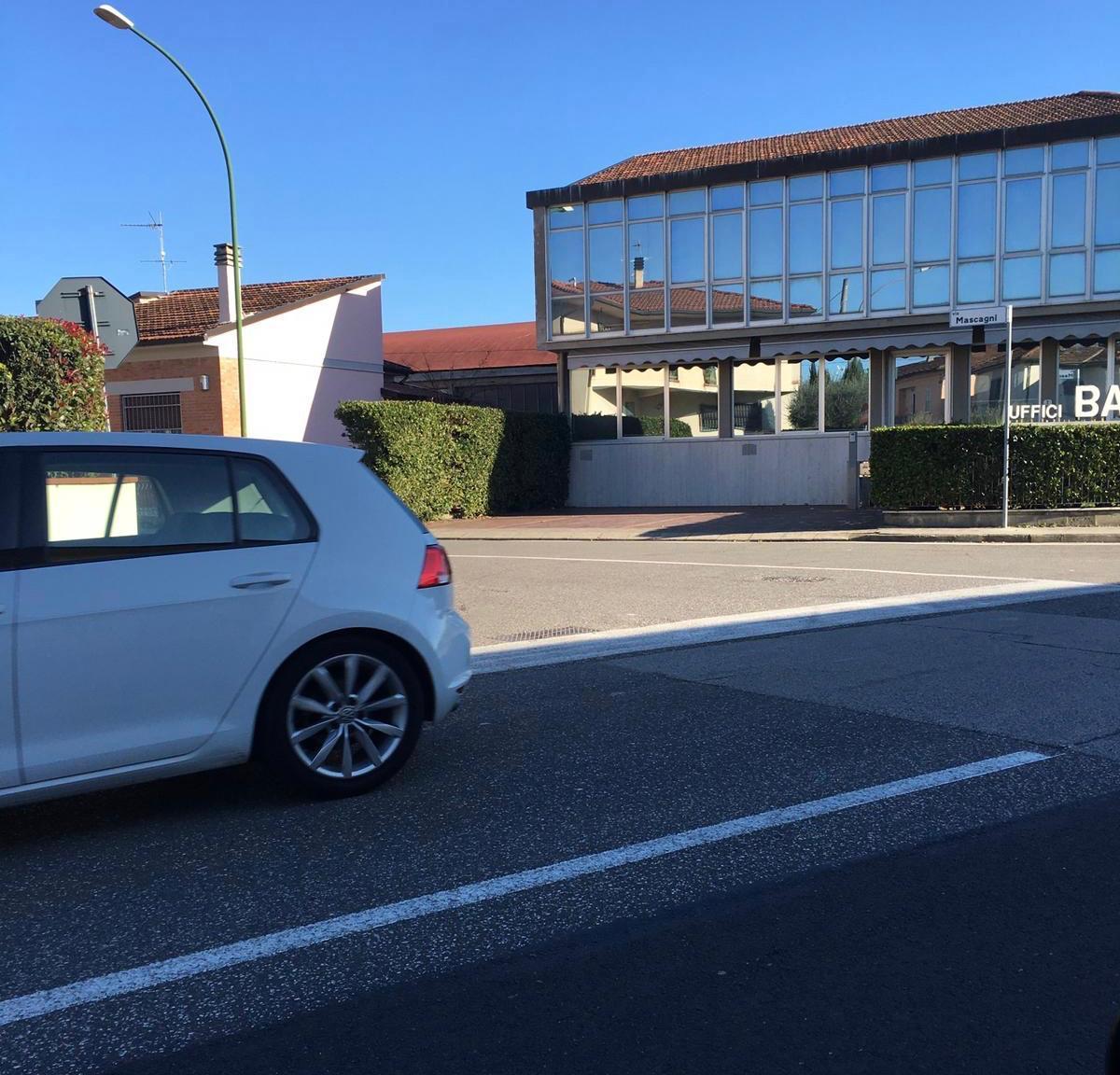 L'incrocio in cui è avvenuto l'investimento (foto Silvi)