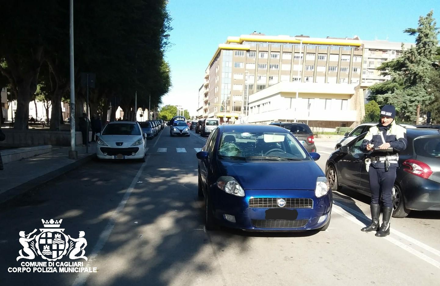 Incidente stradale nei pressi di piazza Giovanni XXIII (foto Mario Rosas)