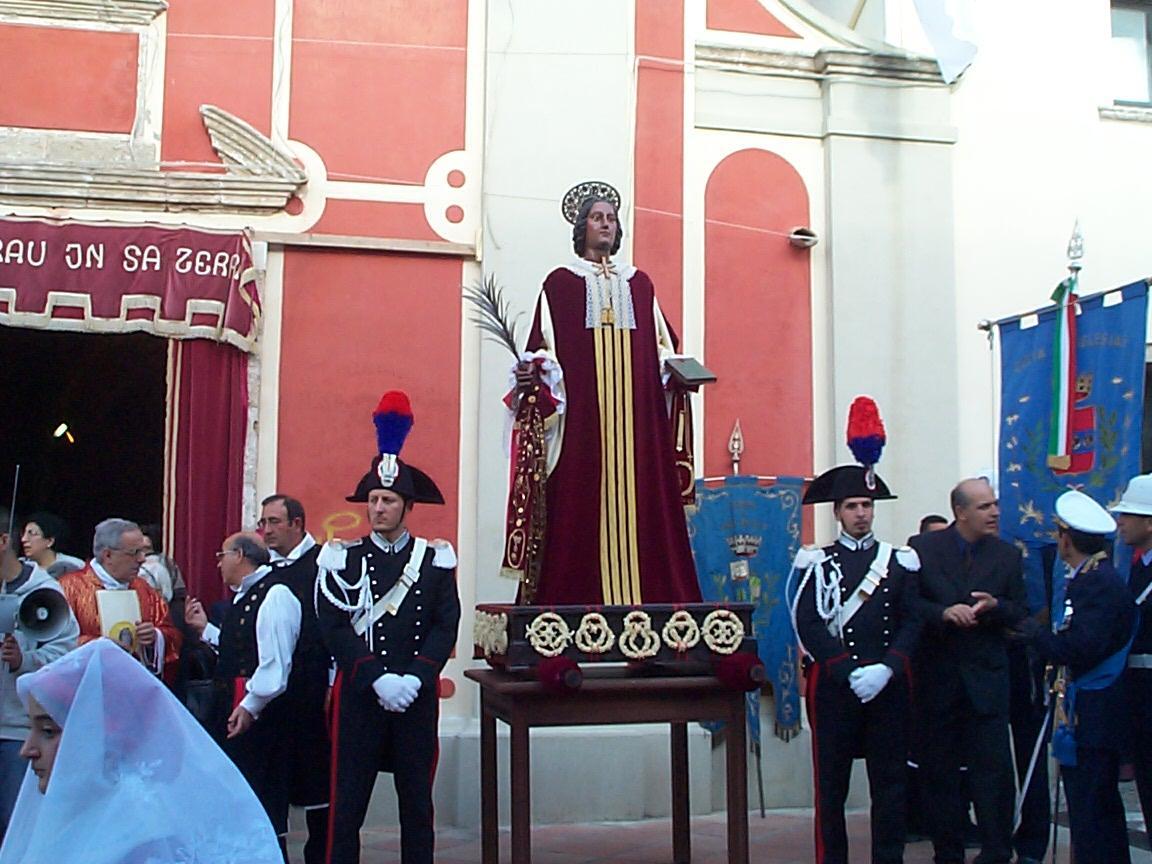 La statua di Sant'Antioco martire