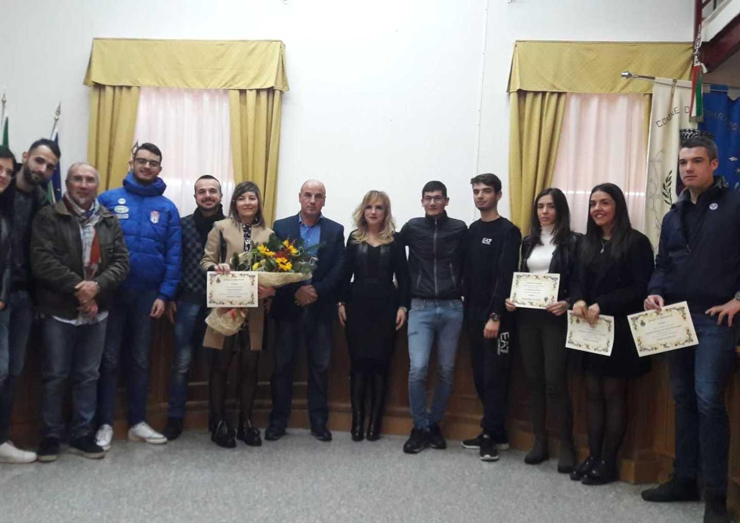 Il Comune di Chiaramonti premia i laureati e gli universitari