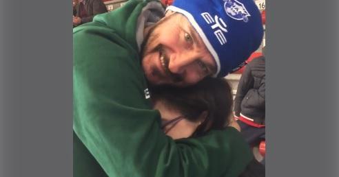 Pozzecco regala il sorriso a una sua grande fan
