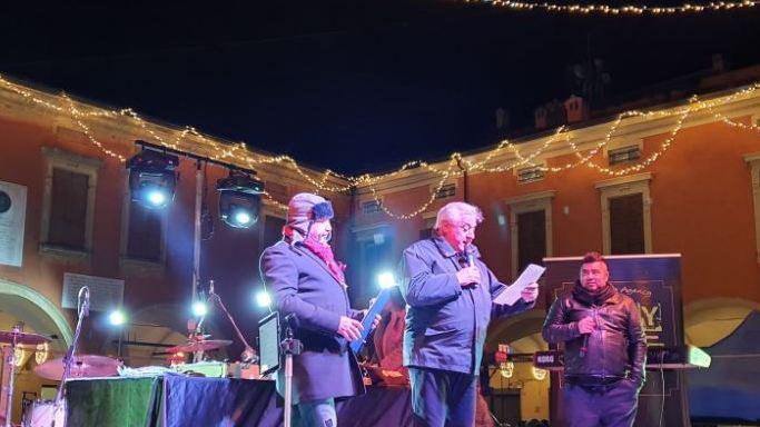 Brindisi di mezzanotte col sindaco