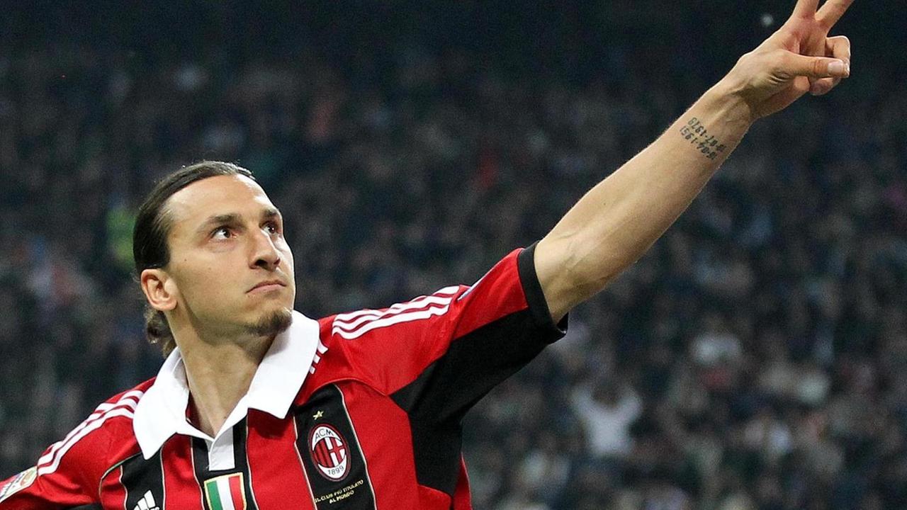 “Happy New Zlatan”, il Milan riapre l’era Ibra