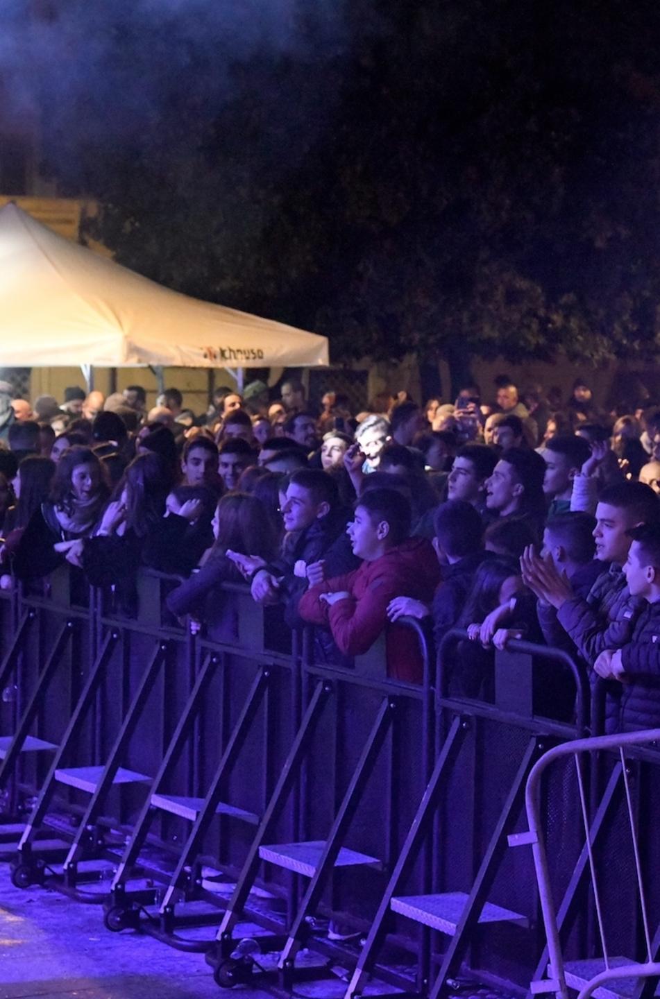 Capodanno in piazza, folla ai Giardini 