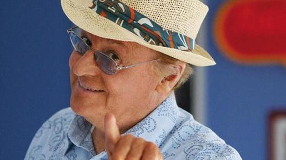 Arbore di scena a Cascina con l’Orchestra Italiana