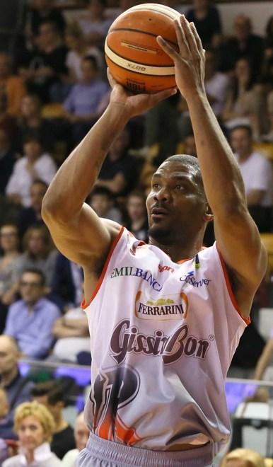 Roma ingaggia James White Trieste Deron Washington 