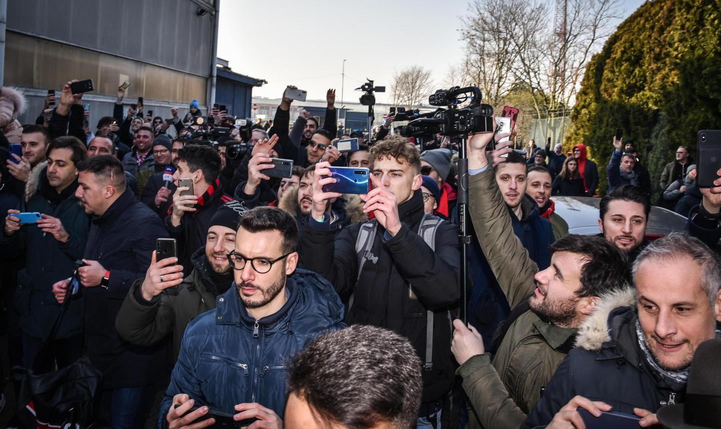 Tifosi in delirio per l’arrivo dello svedese