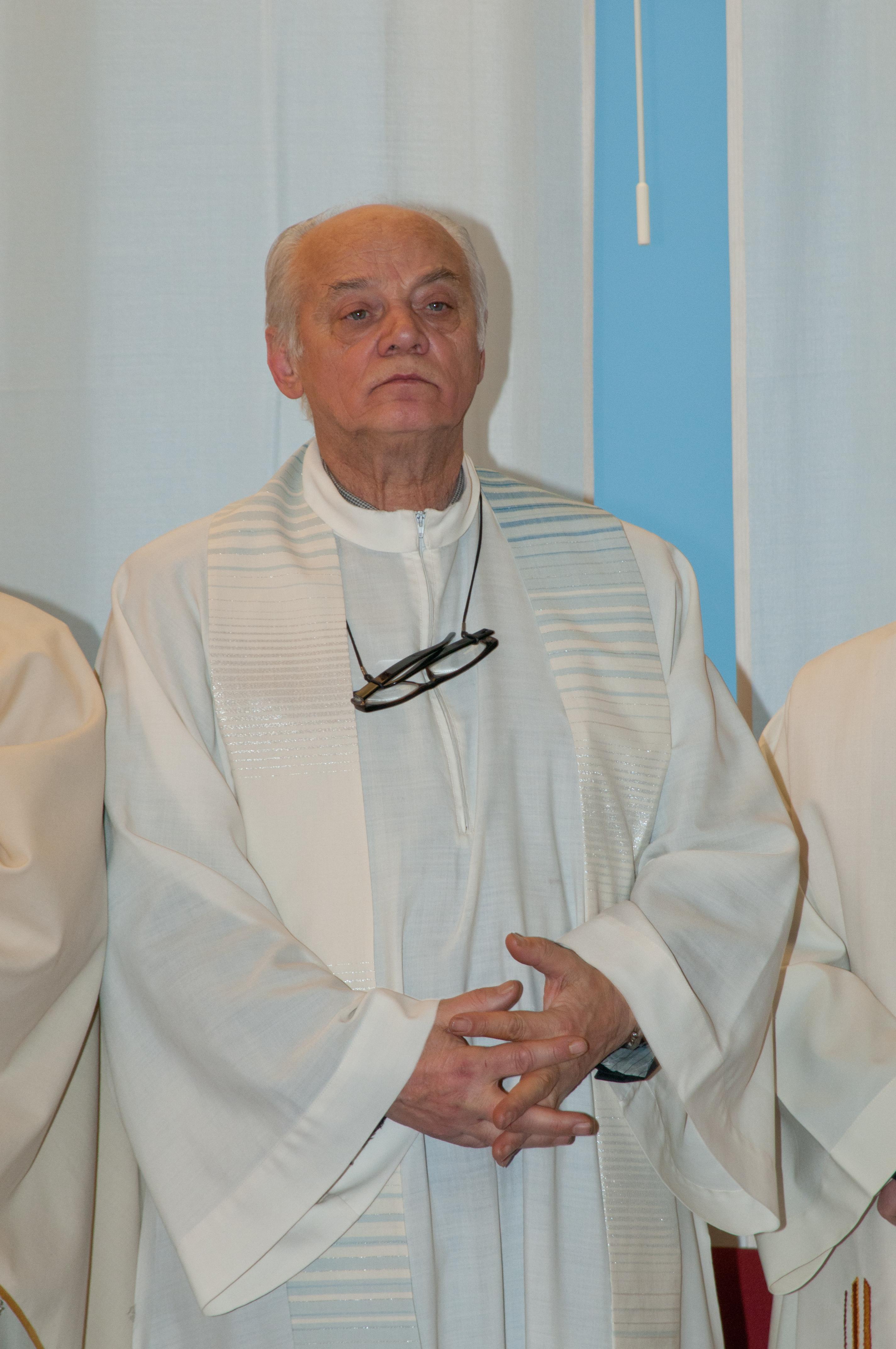 Don Carlo Lamecchi, morto a 78 anni
