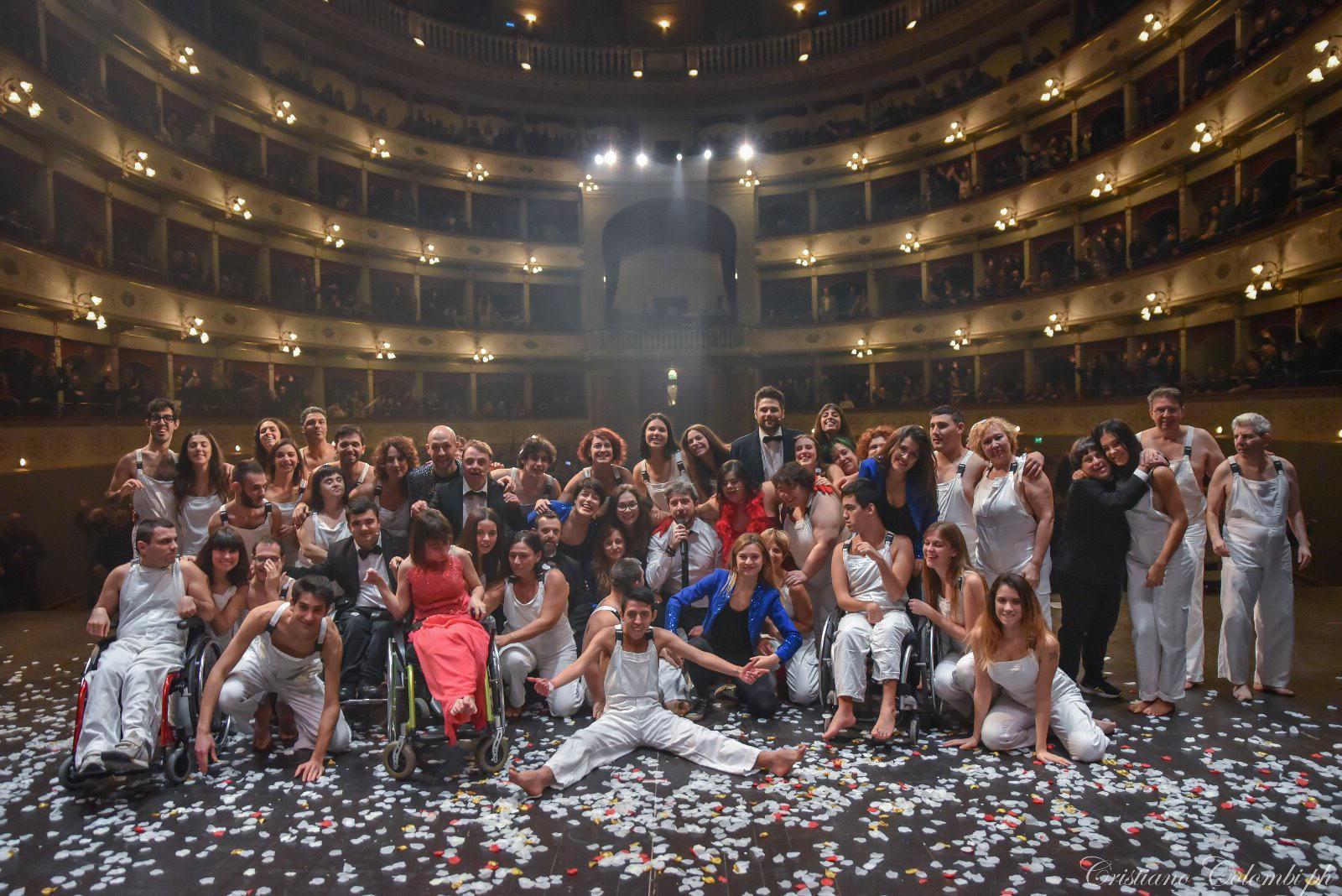 Prima il sold out al Goldoni, poi la visita a Modì Ruffini e i Mayor abbracciano la loro città 