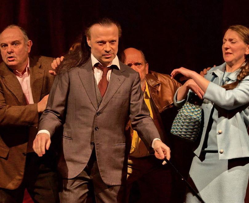 "La commedia della vanità" in scena al Teatro Fabbri 