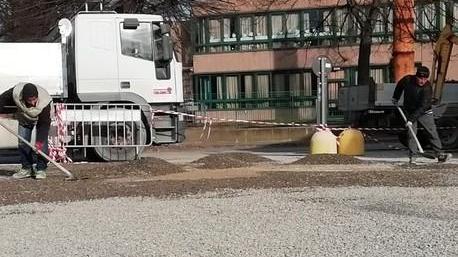 I volontari del circolo Il Parco donano il nuovo parcheggio