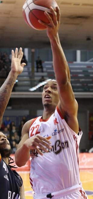 Nell’arena di fuoco della Fortitudo per la Grissin Bon l’imperativo è vincere 