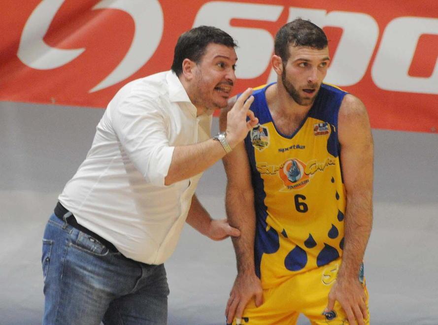 Golfo a caccia della quinta vittoria di fila nello scontro diretto con l’Olimpo Alba 