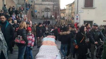 A S. Maria a Monte il centro sarà invaso dalle scope volanti e dalla calza-record