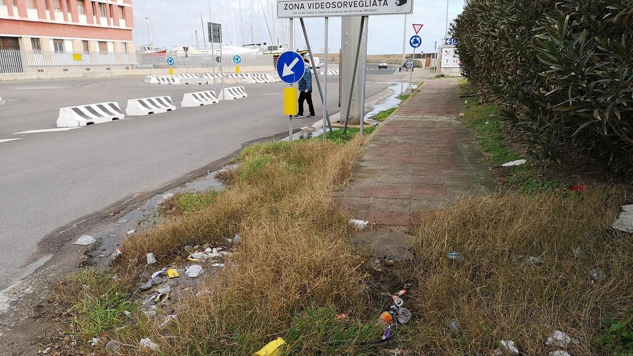 C’è una perdita in piazza Renaredda