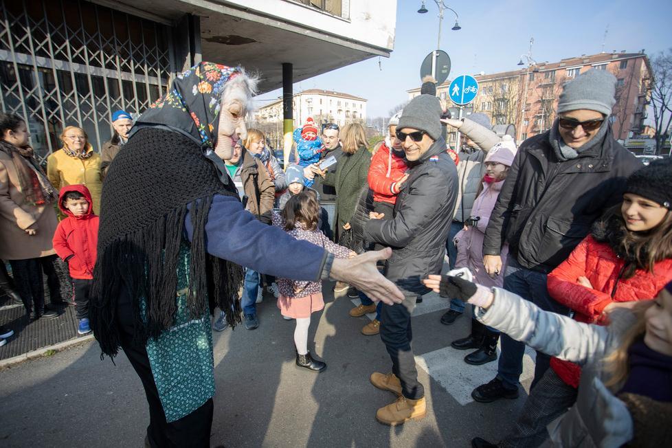 Il lungo giorno della Befana a Modena