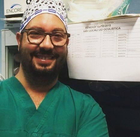 Ciclista in arresto cardiaco, l'oculista che lo ha rianimato: "Aveva gli occhi sbarrati, poi ha detto il suo nome e ho pianto" 